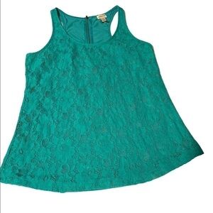 D Dynamite cotton/nylon mesh lined racer back tank with zip detail. Size Medium
